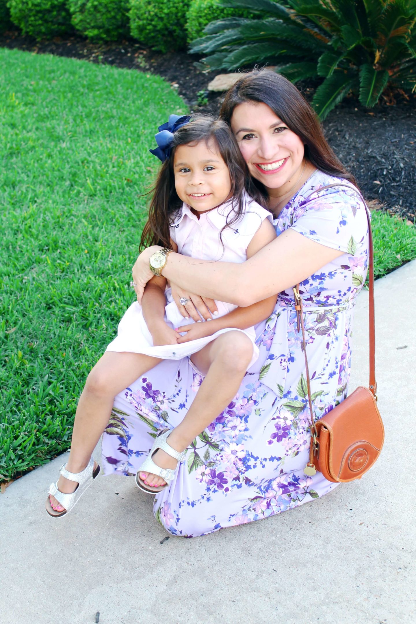 Mom Style: Weekend Wear With Pink Blush and $50 Giveaway - Seven Graces